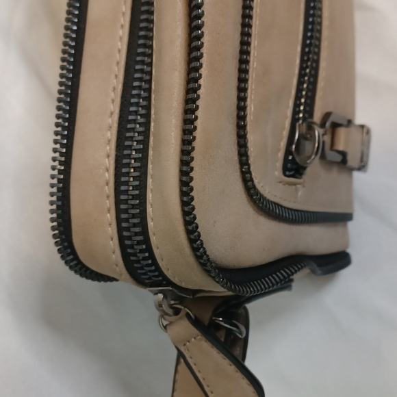 Nicole Miller of New York bag - Picture 5 of 15